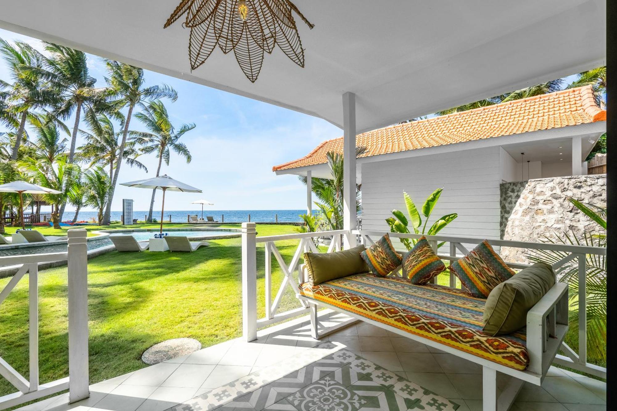 Senang Resort Tianyar Exterior foto